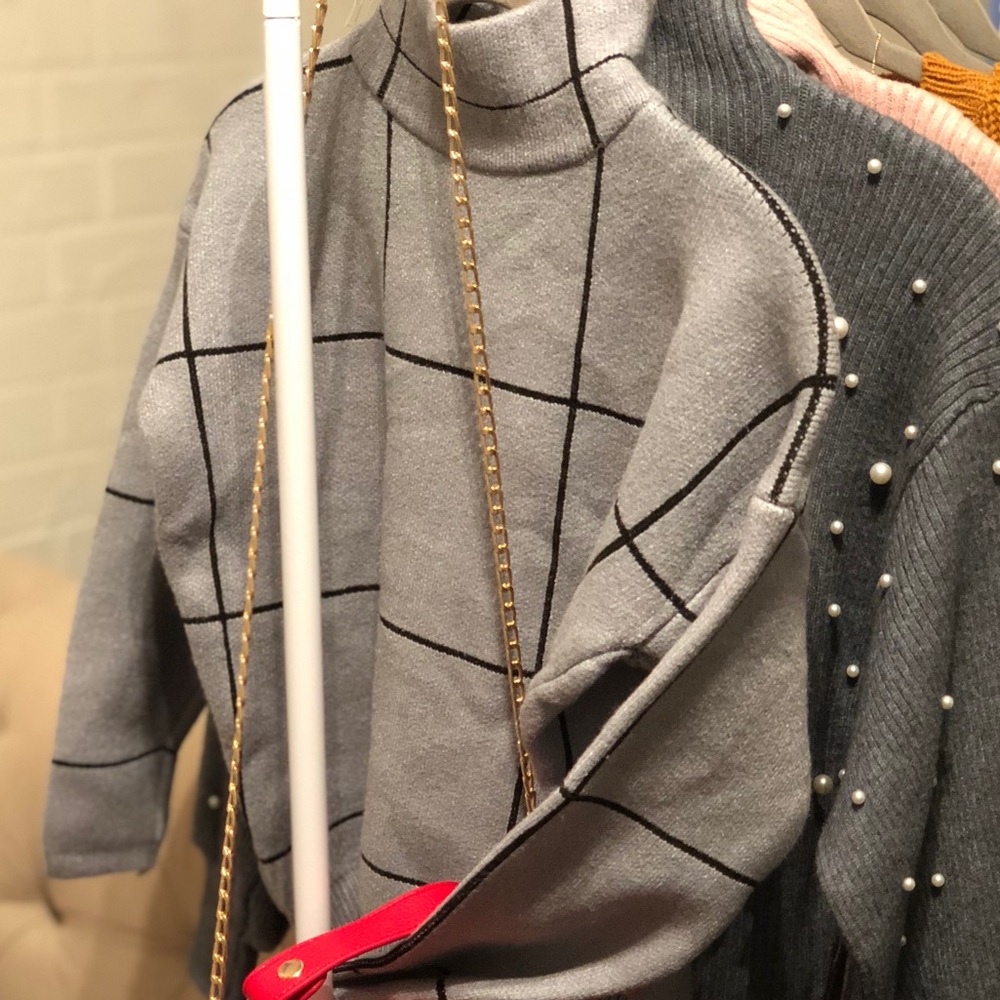 Luxe Turtleneck Sweater - BLOGGER FAVORITE